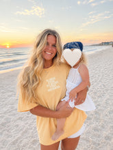 Load image into Gallery viewer, Kinda Chic To Raise Tiny Humans | 100% Cotton Pro-Life T-Shirt
